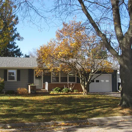 Buy this 3 bed house on 2736 Scotties Drive in Beloit, WI 53511
