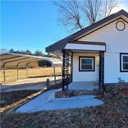 Buy this 3 bed house on 18899 East Holt Road in Lincoln, Washington County