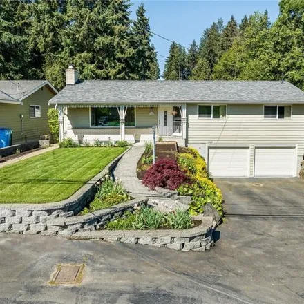 Buy this 5 bed house on 15165 Wallingford Avenue North in Evergreen, Shoreline