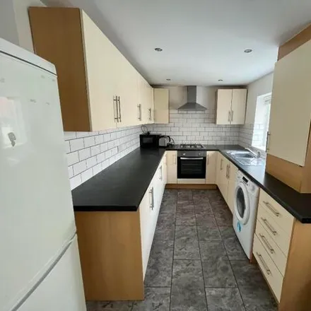 Image 1 - Empress Road, Liverpool, Merseyside, L7 - House for rent