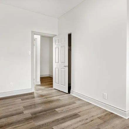 Image 3 - 455 Somerset Street West, Ottawa, ON K1R 5J7, Canada - Apartment for rent