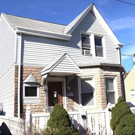 Buy this 3 bed house on PNC Bank in Totowa Avenue, Paterson