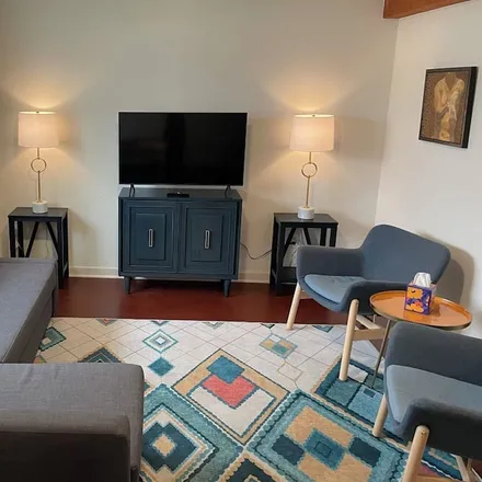 Rent this 1 bed apartment on Portland