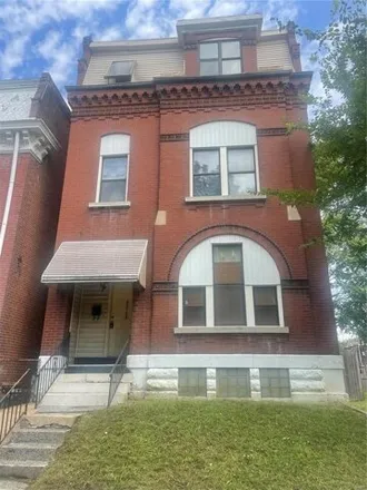 Image 2 - 2755 Osage Street, St. Louis, MO 63118, USA - House for sale