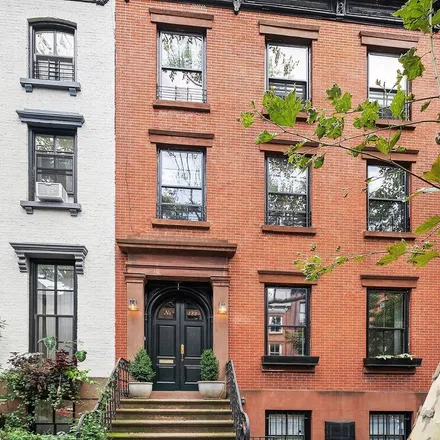 Rent this 4 bed townhouse on 188 Warren Street in New York, NY 11201