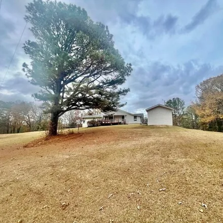 Buy this 3 bed house on 801 Foothill Road in Winfield, AL 35594