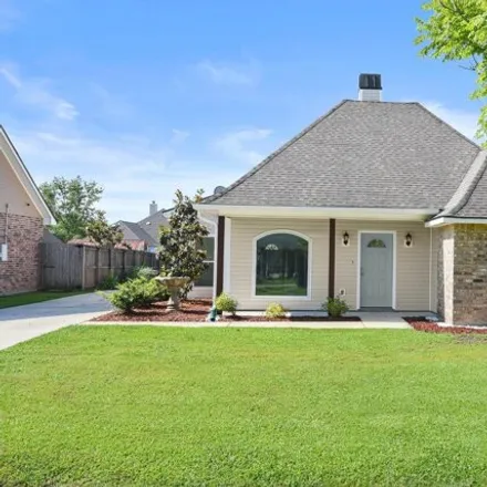 Buy this 3 bed house on 38235 Jennifer Court in Ascension Parish, LA 70737