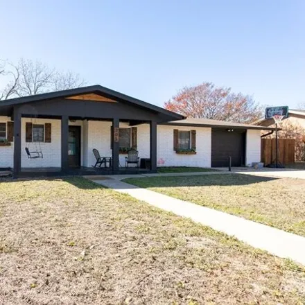 Buy this 4 bed house on 343 Seamoor Drive in Fredericksburg, TX 78624