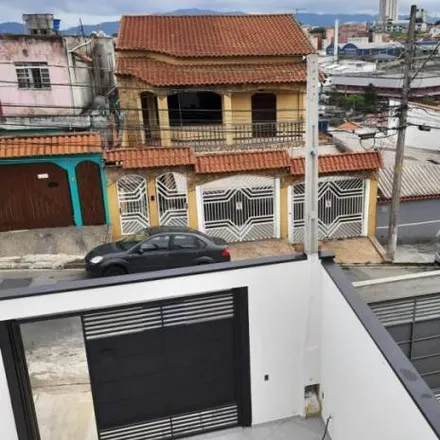 Buy this 3 bed house on Rua Professora Sueli Oliveira Silva Martins in Vila Cléo, Mogi das Cruzes - SP