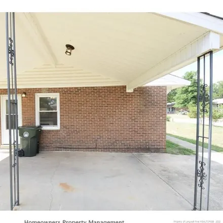 Image 3 - 923 Fiske Drive, Rollingwood, Fayetteville, NC 28311, USA - House for rent