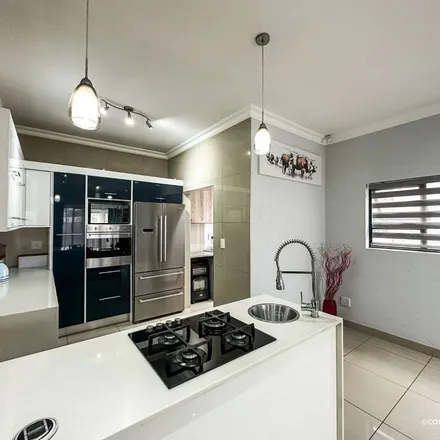 Image 2 - unnamed road, Bonaero Park, Gauteng, 1622, South Africa - Townhouse for rent