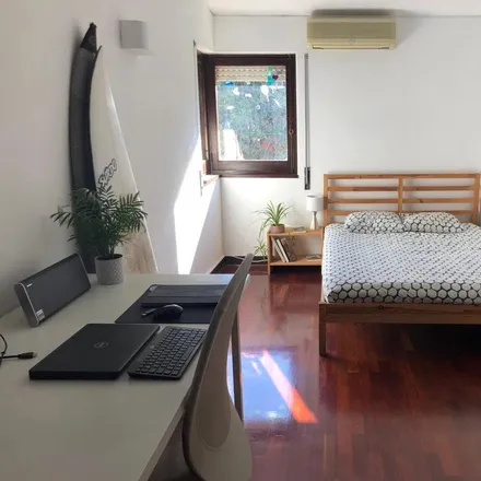 Rent this 1 bed room on R da Quinta Grande 18 in Ciclovia da Quinta Grande, Oeiras