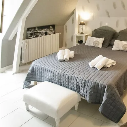 Rent this 3 bed house on 24570 Le Lardin-Saint-Lazare