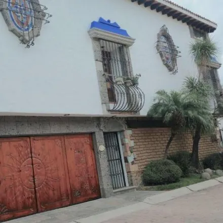 Rent this 2 bed house on Calle Ocotepec in Reforma, 62240 Cuernavaca