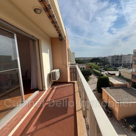 Rent this 1 bed apartment on Chemin du Grand Chrestian in 83140 Six-Fours-les-Plages, France