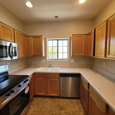 Rent this 2 bed apartment on 16314 East Arrow Drive in Fountain Hills, AZ 85268