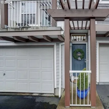 Image 3 - 10877 Southwest Canterbury Lane, Tigard, OR 97224, USA - Townhouse for sale