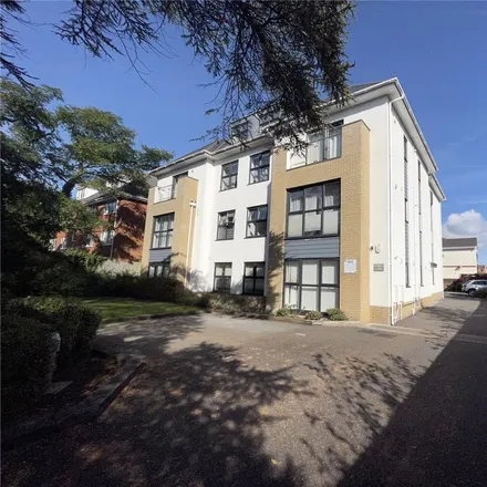 Rent this 1 bed apartment on Wellington Road in Bournemouth, BH8 8GL