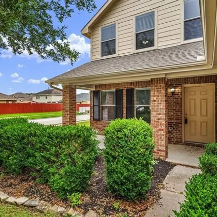 Rent this 4 bed house on Sunset Park Drive in Harris County, TX