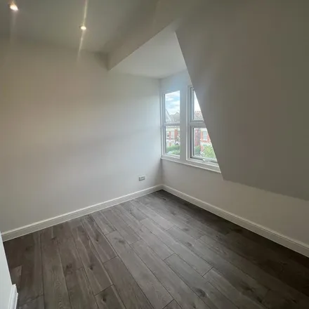 Rent this 3 bed apartment on Beecholme in Woodside Park Road, London