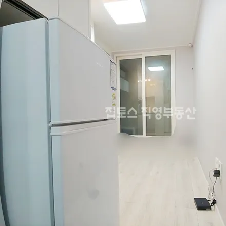 Rent this studio apartment on 서울특별시 서대문구 북가좌동 74-166