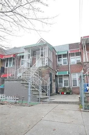 Buy this 6 bed house on 2579 Young Avenue in New York, NY 10469