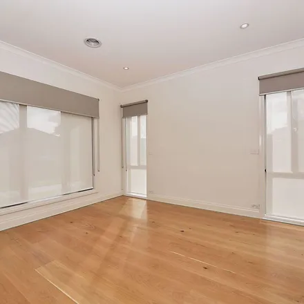 Image 3 - Centre Road, Bentleigh East VIC 3165, Australia - Townhouse for rent