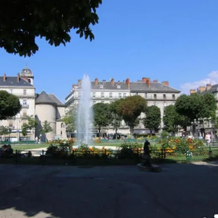 Rent this 5 bed apartment on Carrare in 53D Rue Pierre Semard, 38000 Grenoble
