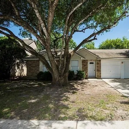Rent this 3 bed house on 2819 FM 518 in League City, TX 77573