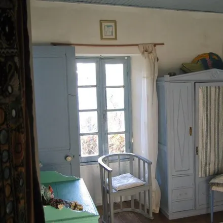 Rent this 4 bed house on 17590 Saint-Clément-des-Baleines