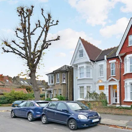 Rent this 5 bed duplex on 9 Kenilworth Road in London, W5 5PB