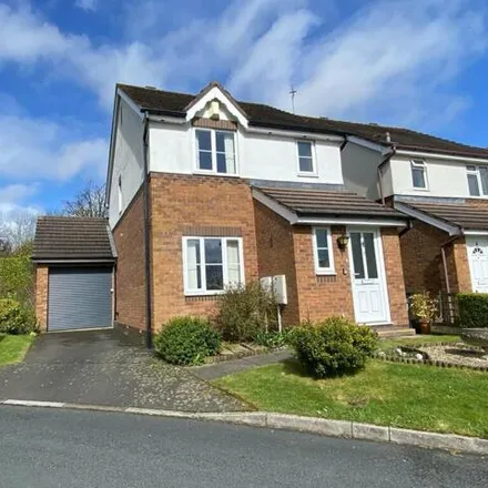 Buy this 3 bed house on Ash Crescent in Bromyard, HR7 4QG