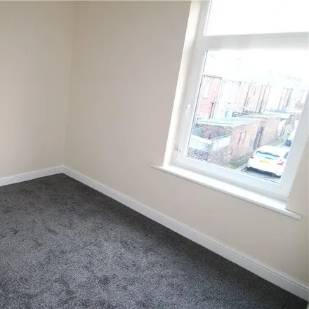 Image 6 - Larch Terrace, Pine Street, Langley Park, DH7 9SQ, United Kingdom - Townhouse for rent