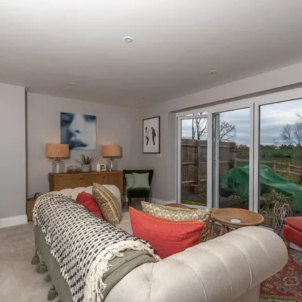 Rent this 4 bed apartment on Vale Farm in Hawridge Common, Bellingdon