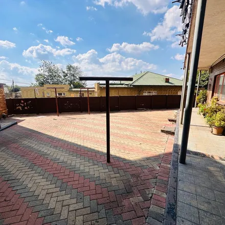 Image 9 - Naauw Street, Elsburg, Germiston, 1428, South Africa - Apartment for rent