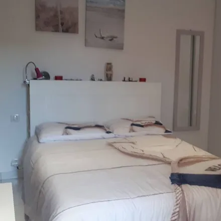 Rent this 1 bed apartment on 34340 Marseillan