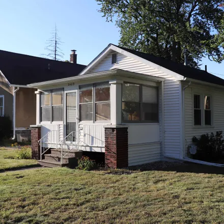 Buy this 1 bed house on 1300 Green Avenue in Bay City, MI 48708