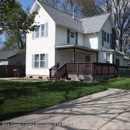 Buy this 3 bed house on 254 West Main Street in Grand Ledge, MI 48837