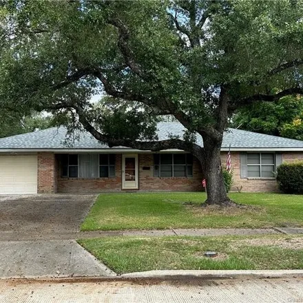 Buy this 3 bed house on 2171 14th Street in Lake Charles, LA 70601