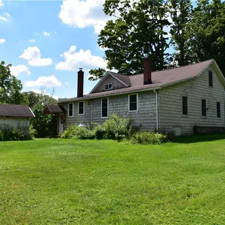 Image 3 - 7981 Hunters Creek Road, Holland, Town of Wales, NY 14080, USA - House for sale