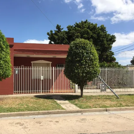 Buy this studio house on Zárate in Villa León, 1715 Ituzaingó