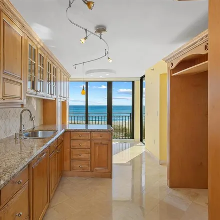 Image 9 - 1800 S Ocean Boulevard - Townhouse for sale