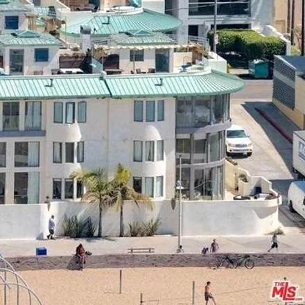 Image 2 - 1 Marine Terrace, Santa Monica, CA 90401, USA - Townhouse for rent