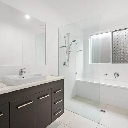 Image 5 - Tristania Street, Cornubia QLD 4130, Australia - Apartment for rent