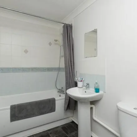 Image 7 - 1 - 12 Greyfriars Court, Percy Avenue, Broadstairs, CT10 3JX, United Kingdom - Apartment for sale