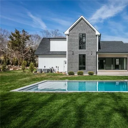 Rent this 5 bed house on 2415 Cox Neck Road in Mattituck, Southold
