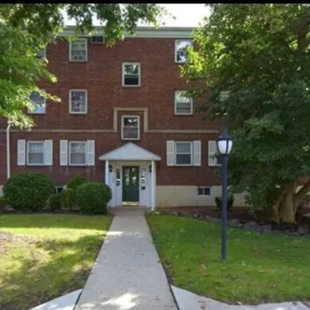 Rent this 1 bed condo on 976 Main Street in Hackensack, NJ 07601