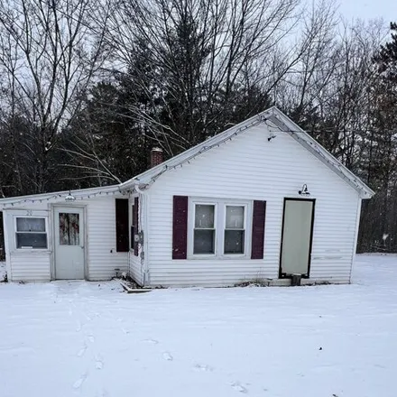 Buy this 1 bed house on 17 Moore Street in Moscow, ME 04920