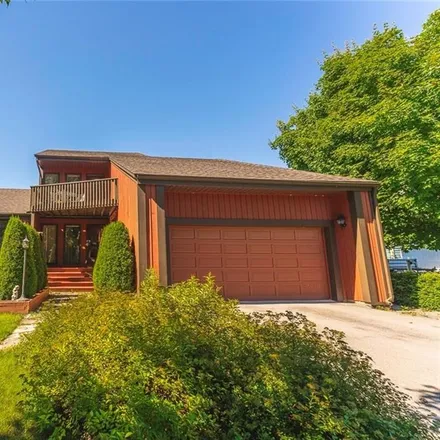 Image 2 - Scotia Drive, Meaford, ON N0H 1Y0, Canada - House for sale