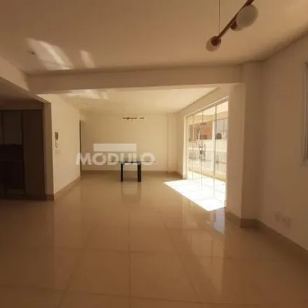 Buy this 3 bed apartment on Rua Duque de Caxias in Lídice, Uberlândia - MG